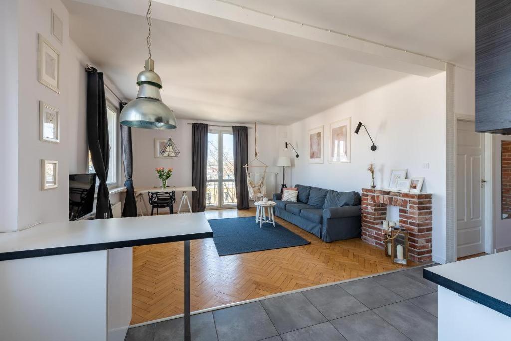 Wilcza 55: Central Private Apartment with Separate Bedroom Warsaw Exterior photo